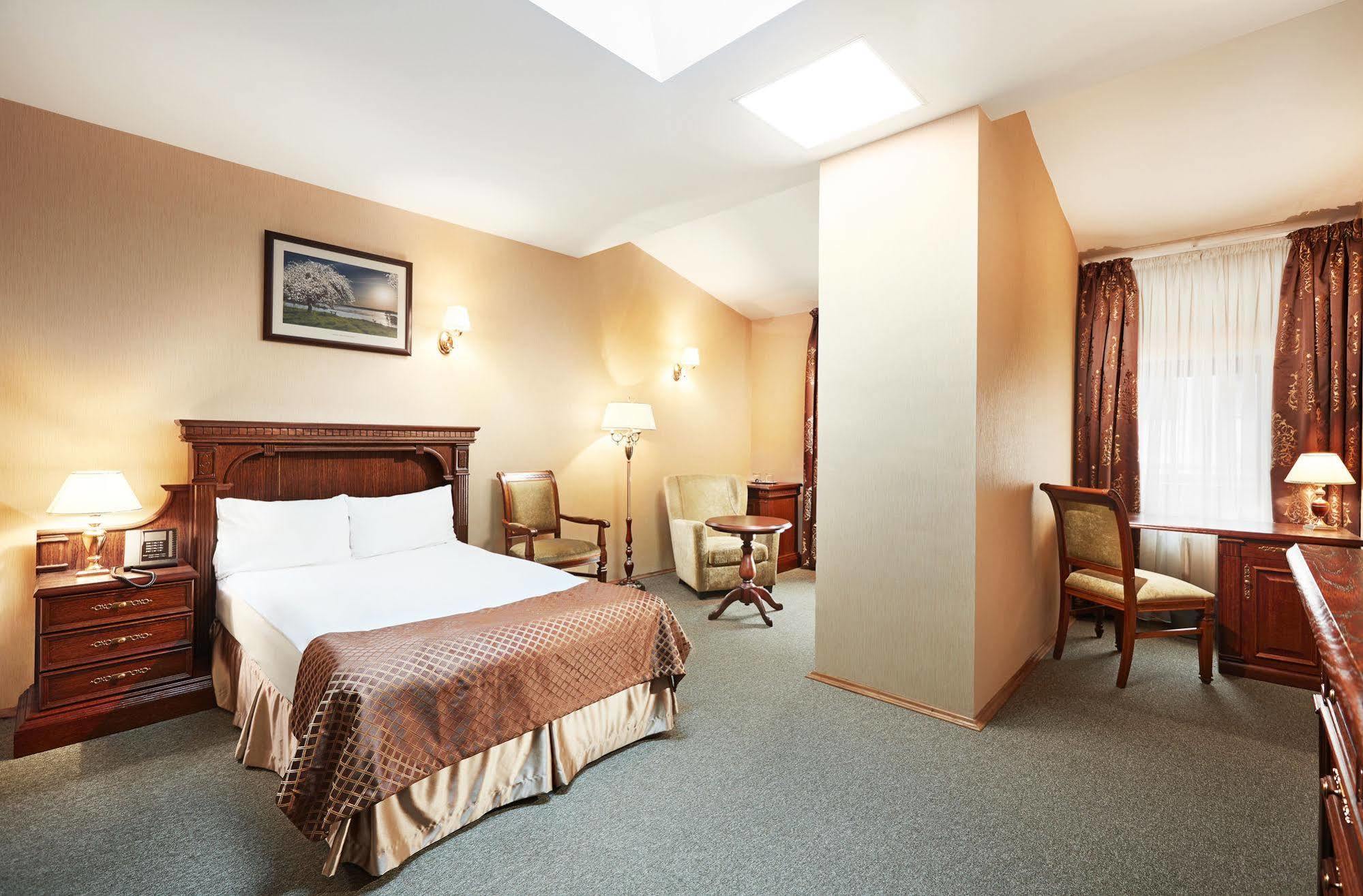 Victoria Hotel Na Zamkovoy Мінськ Екстер'єр фото