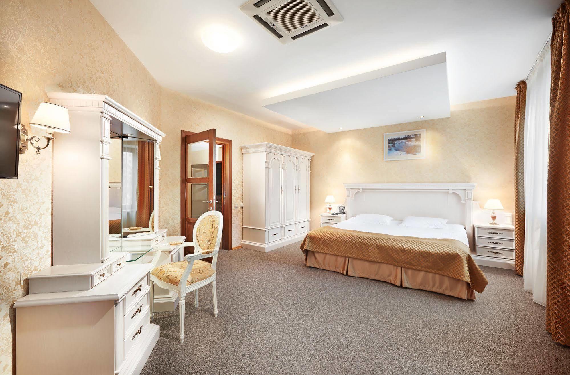 Victoria Hotel Na Zamkovoy Мінськ Екстер'єр фото