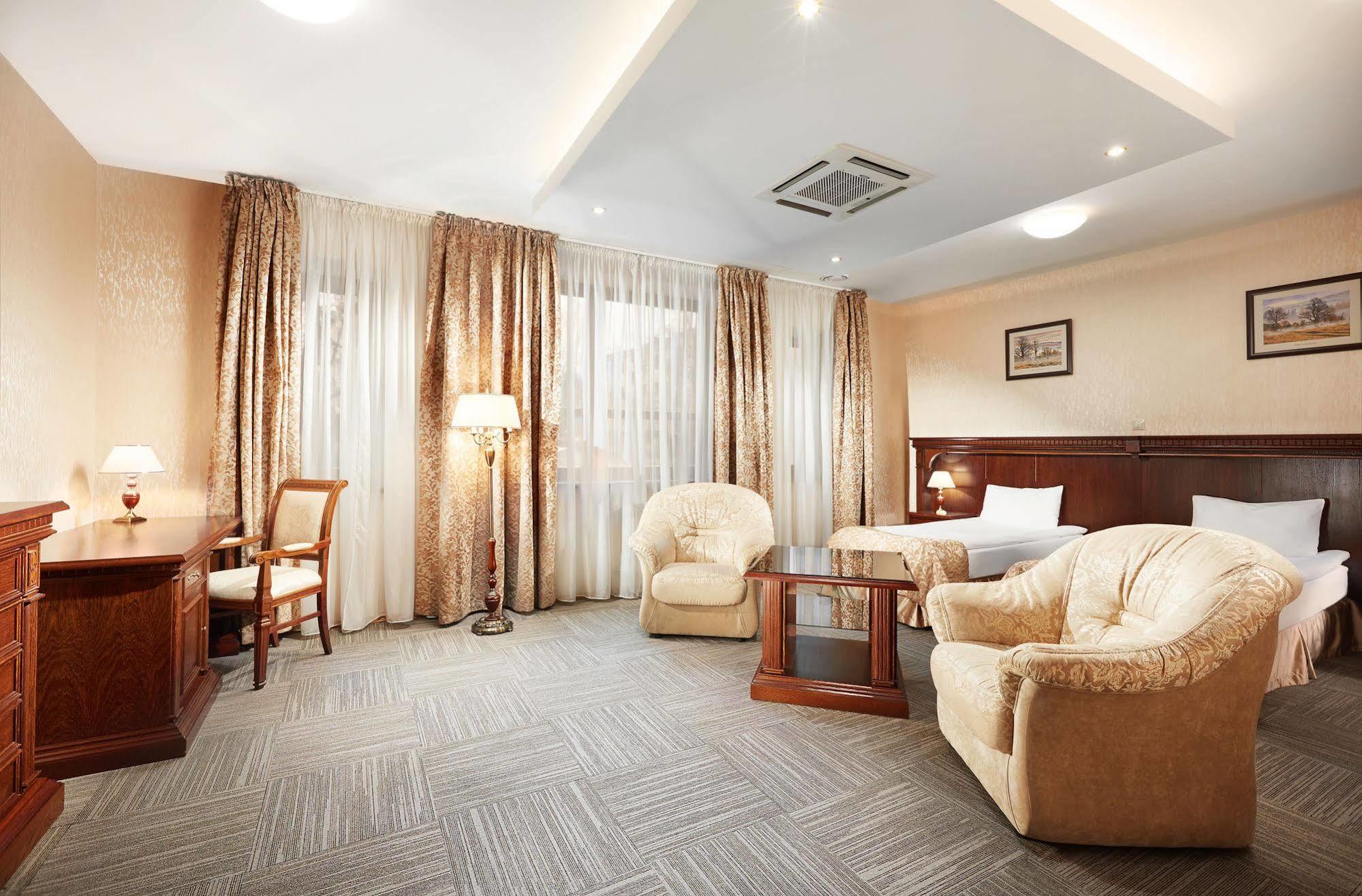 Victoria Hotel Na Zamkovoy Мінськ Екстер'єр фото